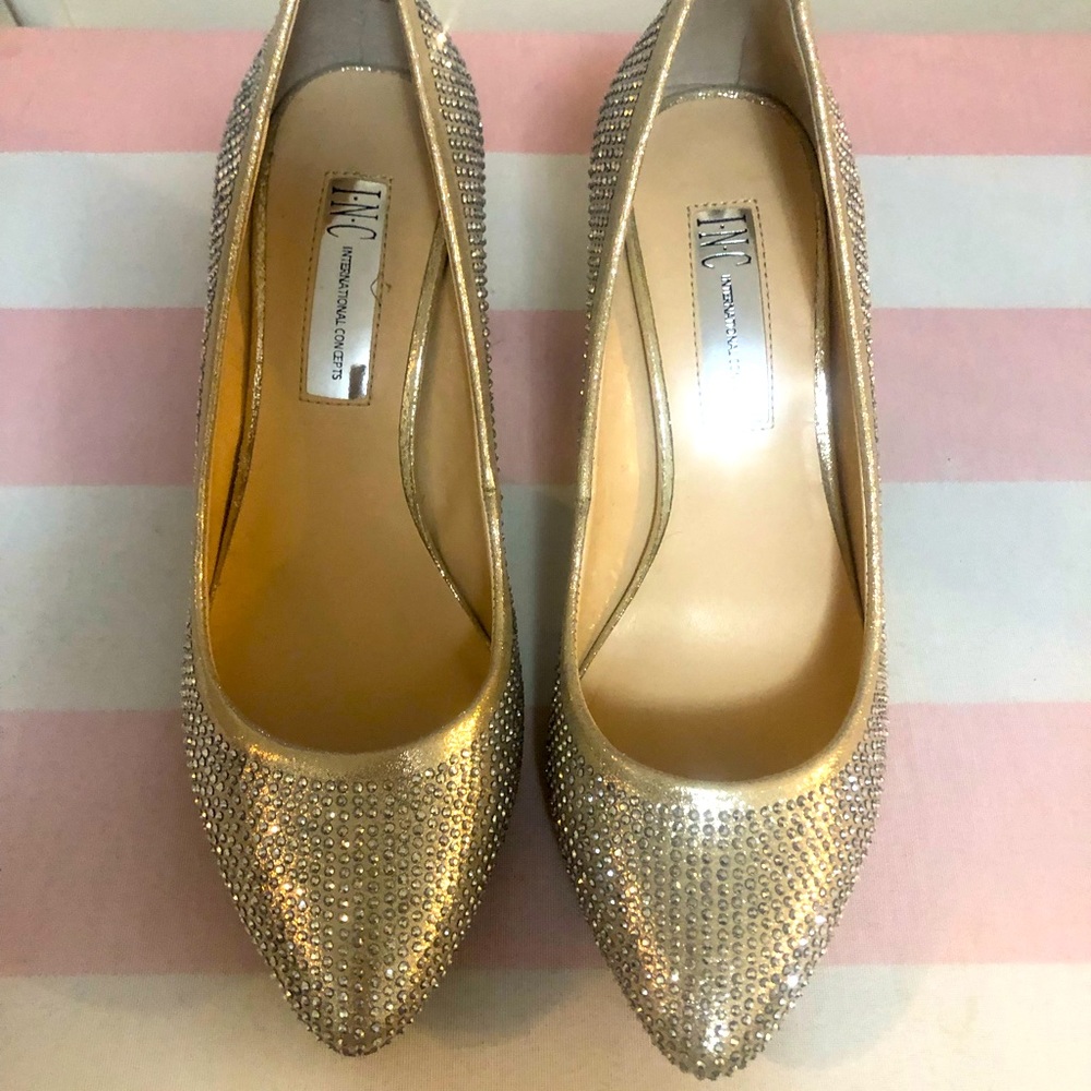 INC GOLD RHINESTONES LADIES PUMPS